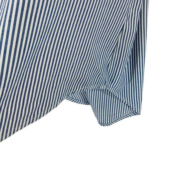 Tahari Women’s Button down blouse top Size med blue and white - Picture 7 of 14